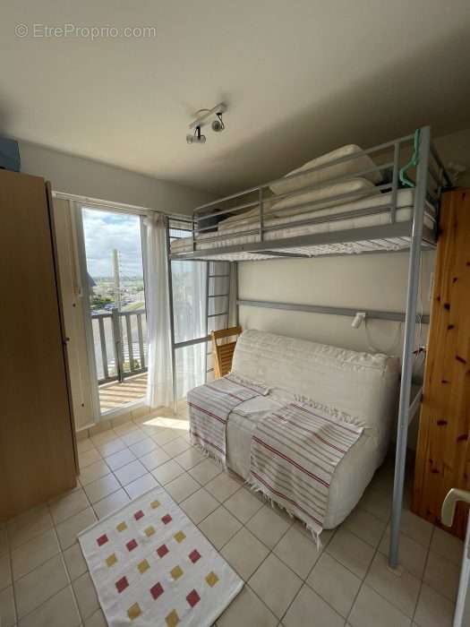 Chambre avec balcon - Appartement à CABOURG