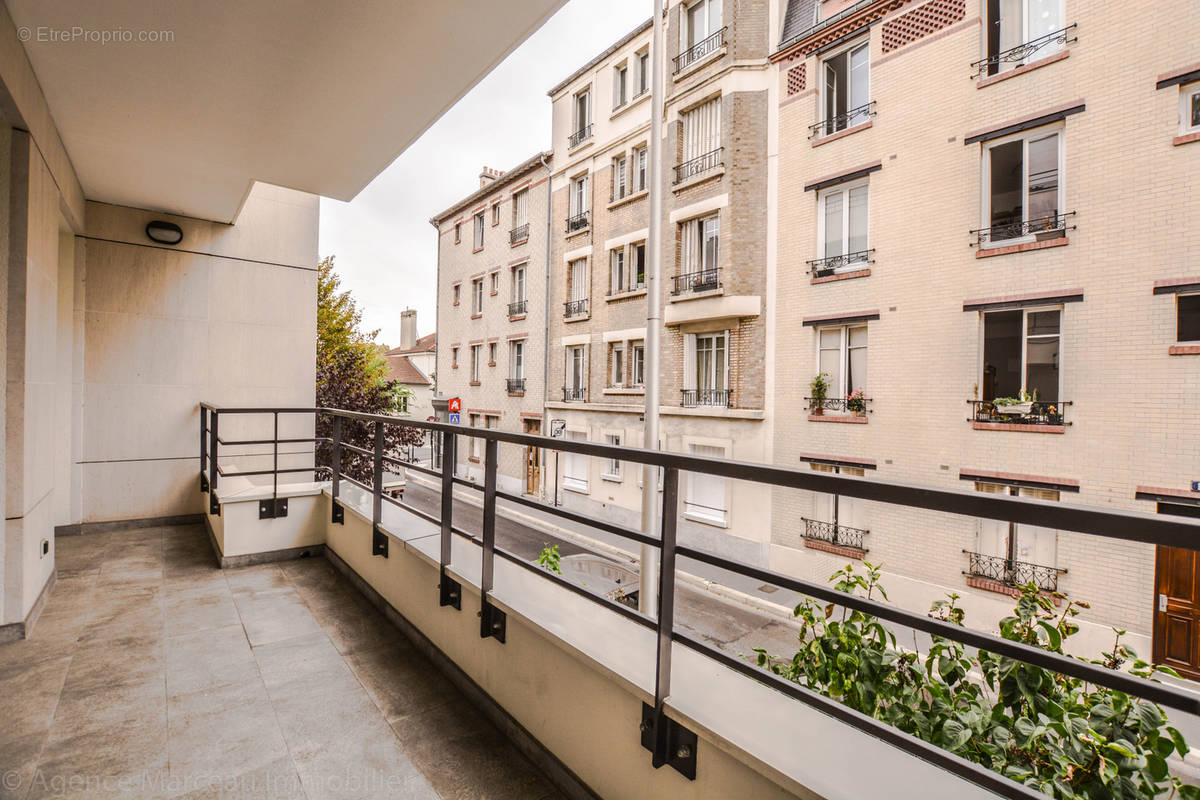 Appartement 2 pièce(s) 46 m²à vendre Courbevoie