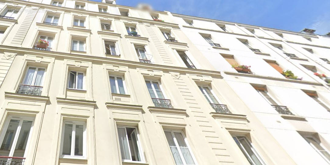 Appartement a louer paris-18e-arrondissement - 1 pièce(s) - 11 m2 - Surfyn