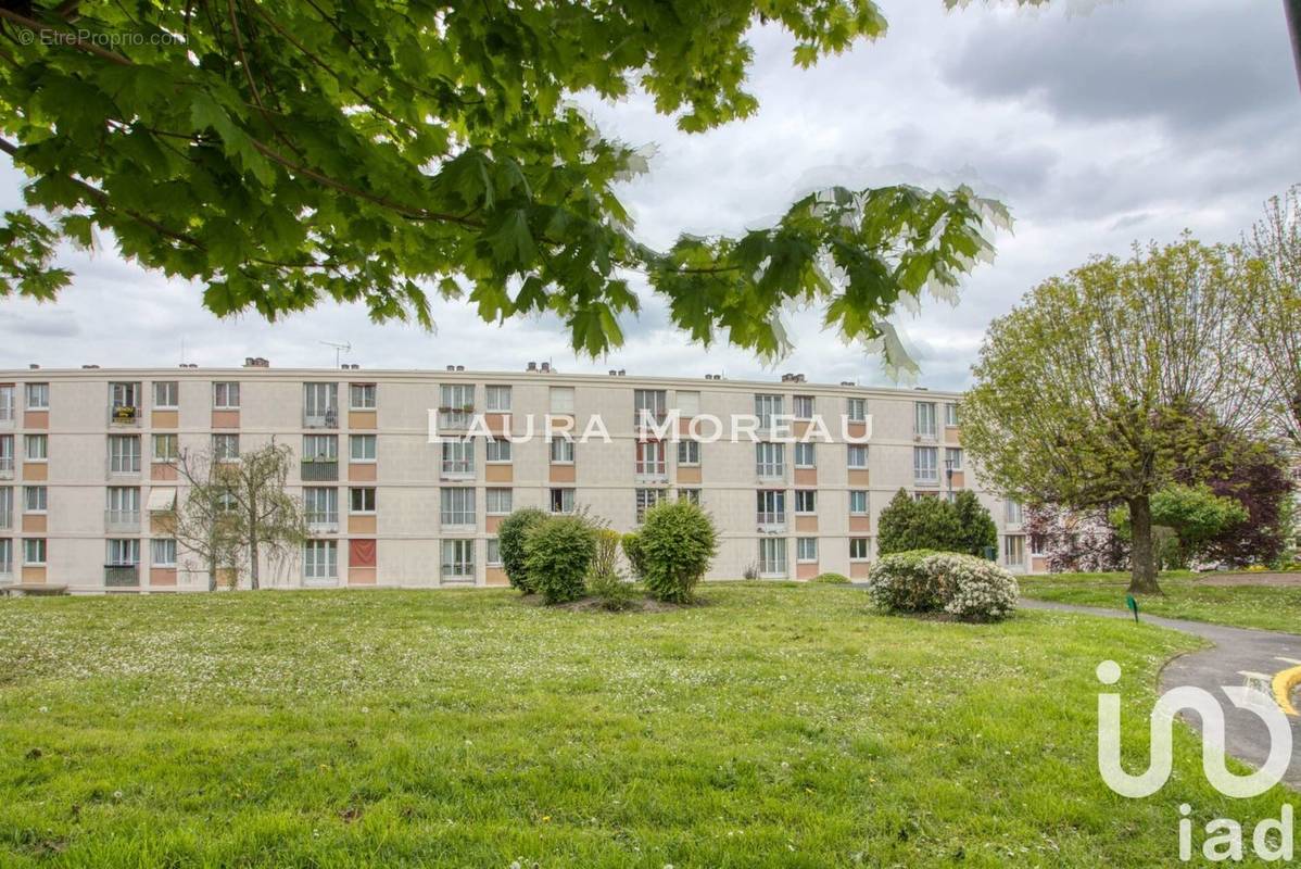 Appartement 3 pièce(s) 54 m²à vendre Montigny-les-cormeilles