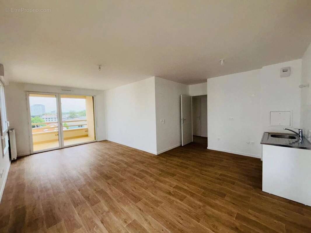 Appartement à CLICHY-SOUS-BOIS