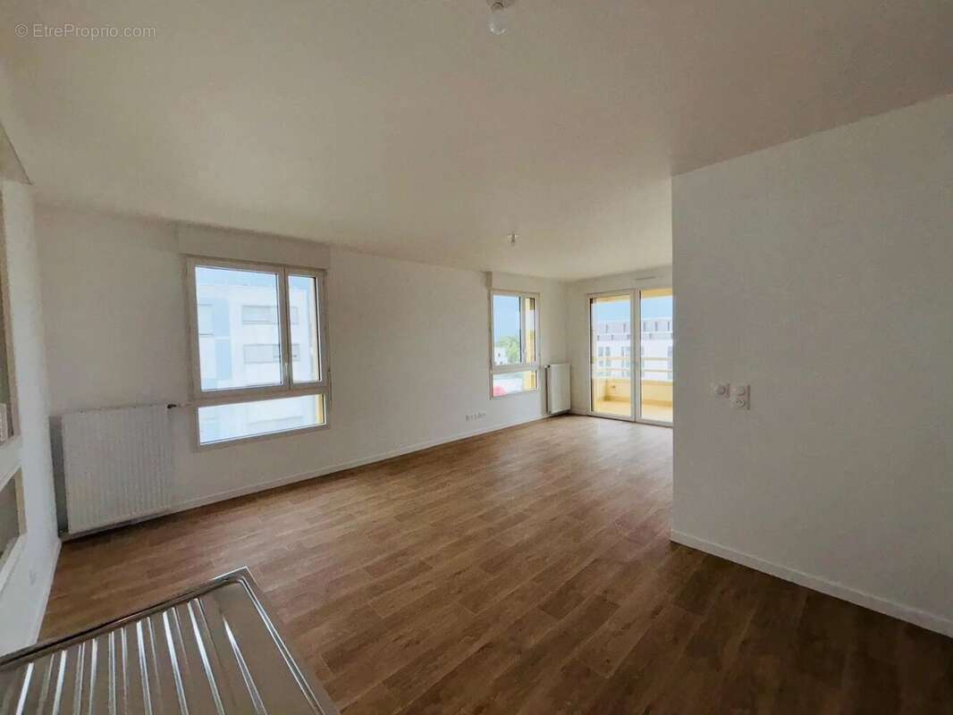 Appartement à CLICHY-SOUS-BOIS