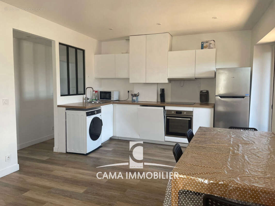 Maison à FONTENAY-LE-FLEURY