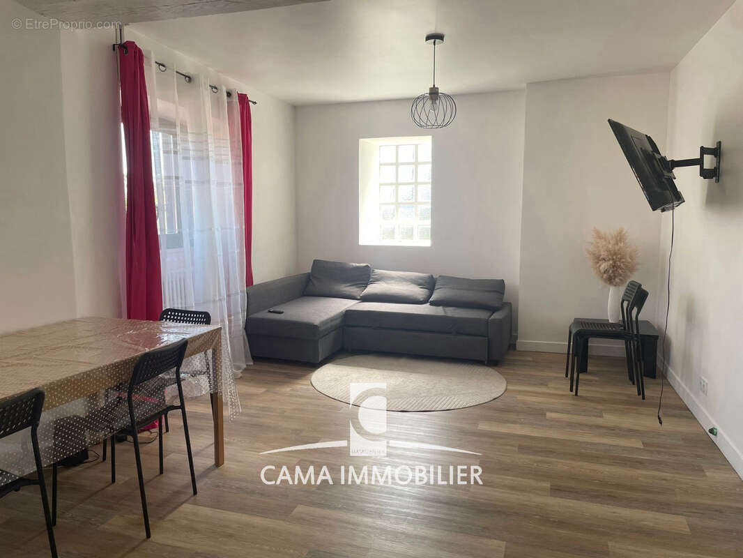 Maison à FONTENAY-LE-FLEURY