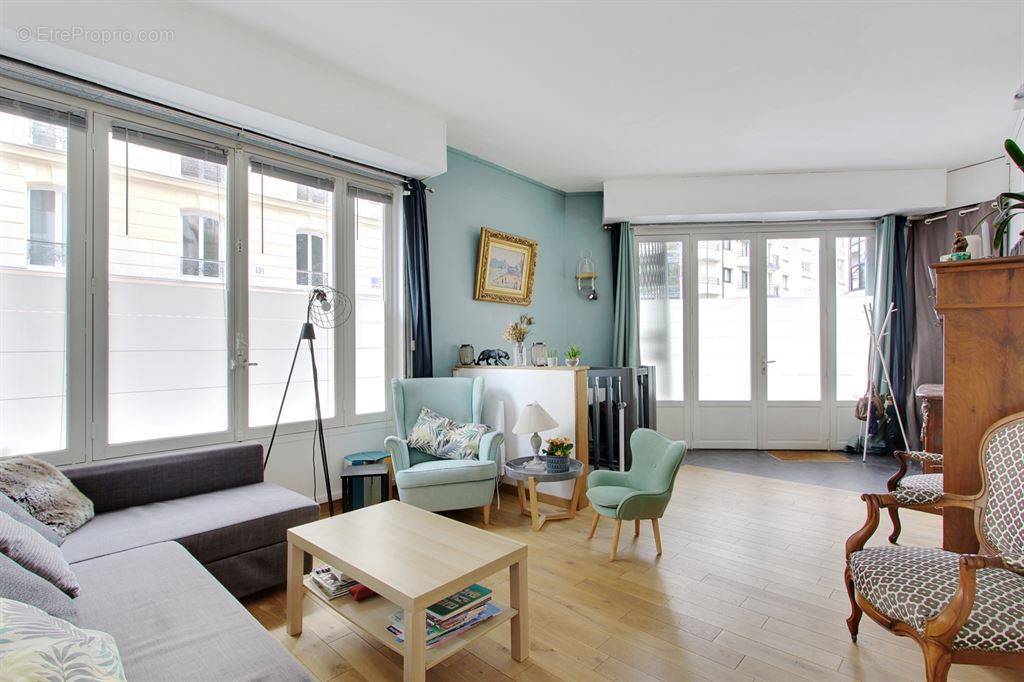 Appartement 4 pièce(s) 89 m²à vendre Paris-20e-arrondissement