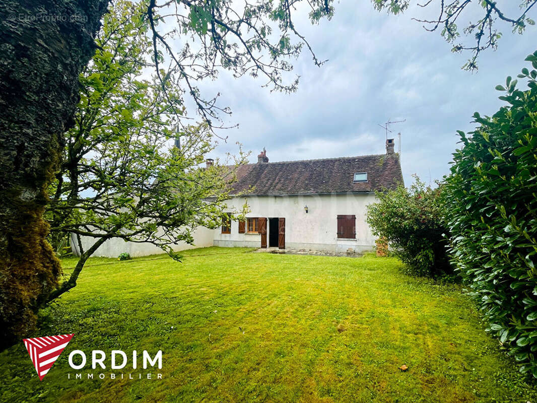 Maison à SAINT-FARGEAU