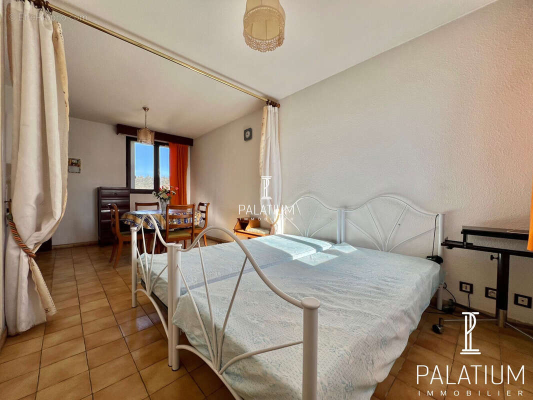 Appartement à GREOUX-LES-BAINS