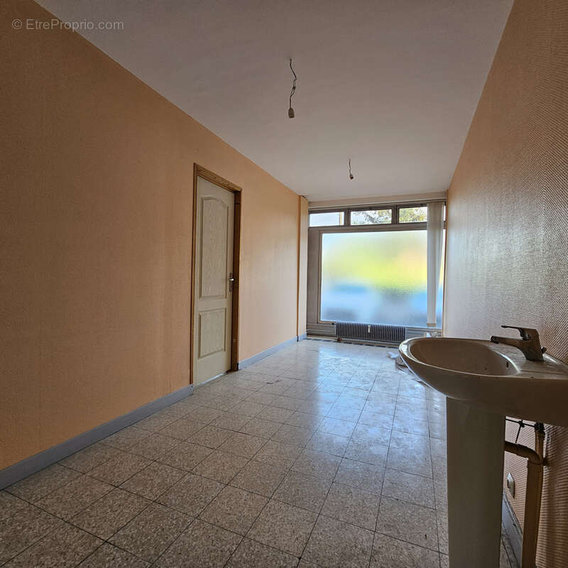 Commerce à VALENCIENNES