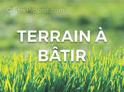 Terrain à CLARENSAC