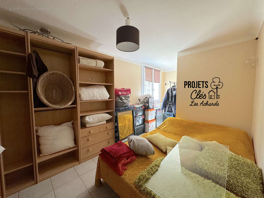 Maison à SAINT-GEORGES-DE-POINTINDOUX