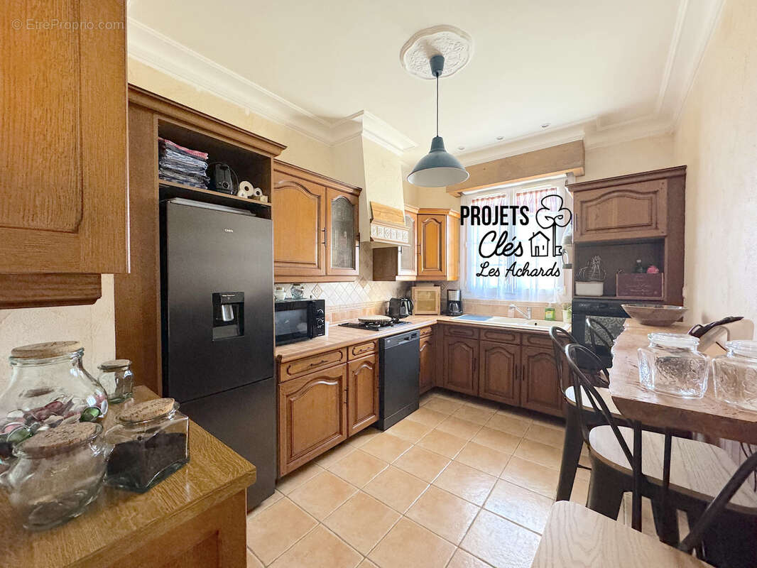 Maison à SAINT-GEORGES-DE-POINTINDOUX