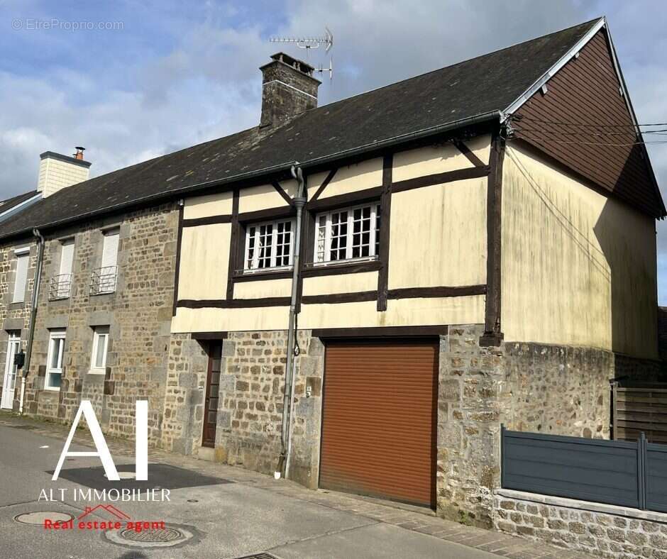 Maison à LA FERRIERE-AUX-ETANGS