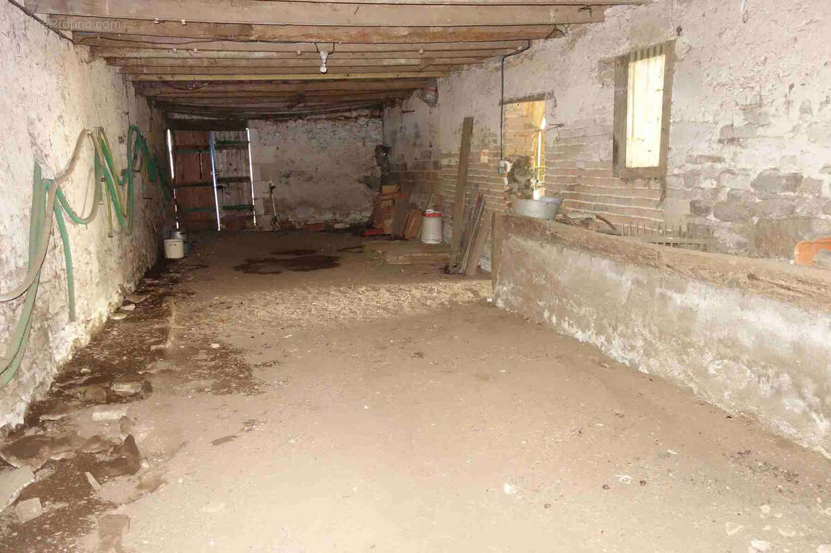 Maison à SAINT-CIERS-SUR-GIRONDE