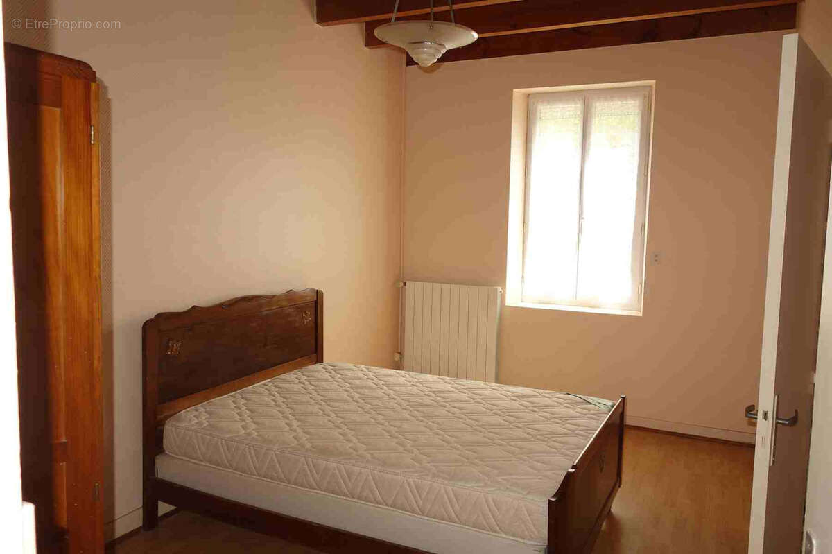 Maison à SAINT-CIERS-SUR-GIRONDE