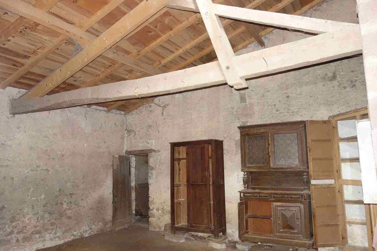 Maison à SAINT-CIERS-SUR-GIRONDE