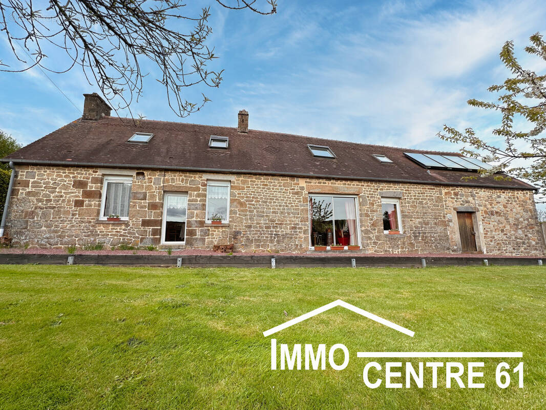 Maison à LA FERTE-MACE