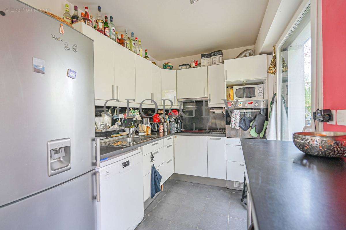 Appartement a vendre  - 6 pièce(s) - 112 m2 - Surfyn