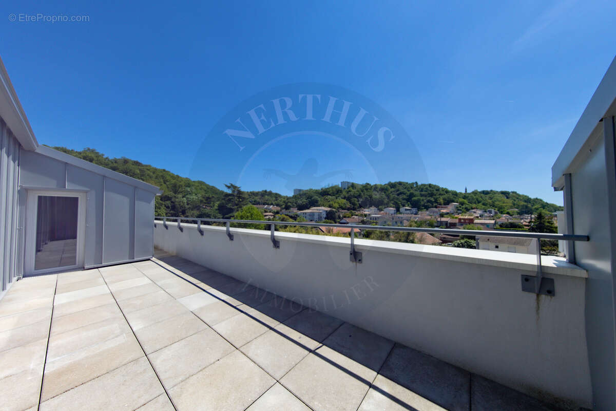 Appartement à CENON