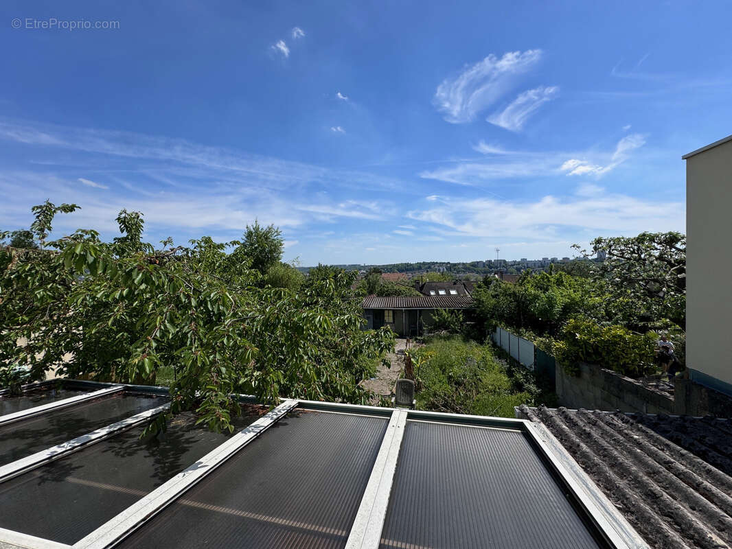 Maison à SAVIGNY-SUR-ORGE
