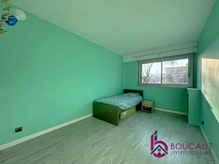 Appartement a louer le plessis-robinson - 3 pièce(s) - 74 m2 - Surfyn