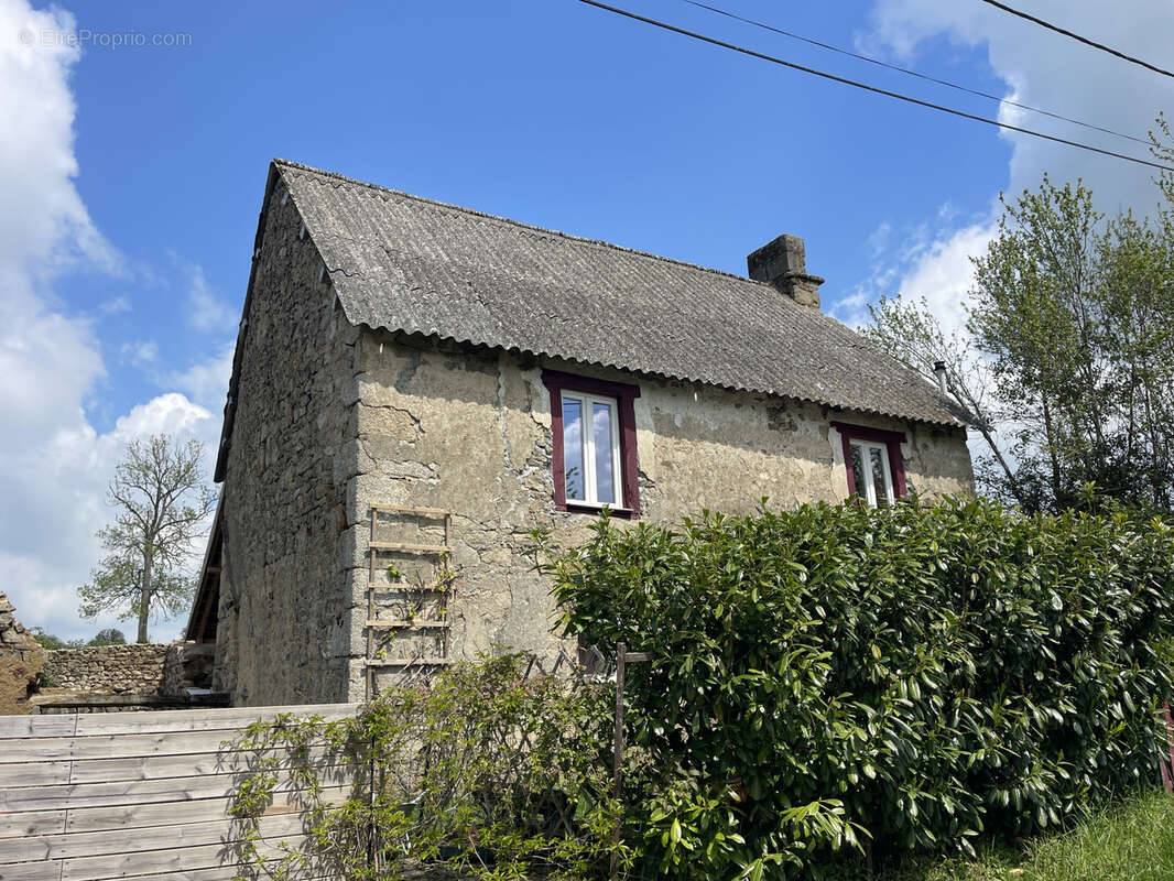 Maison à CHARENSAT