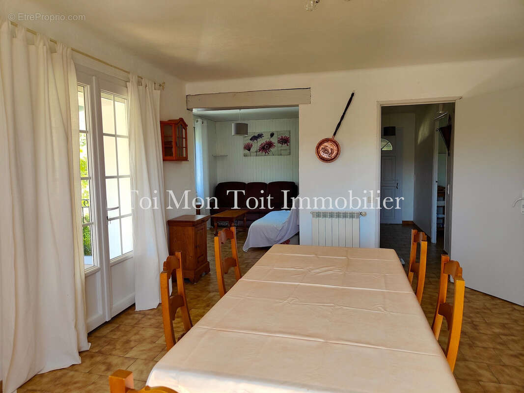 Maison à SAINT-HIPPOLYTE-DU-FORT