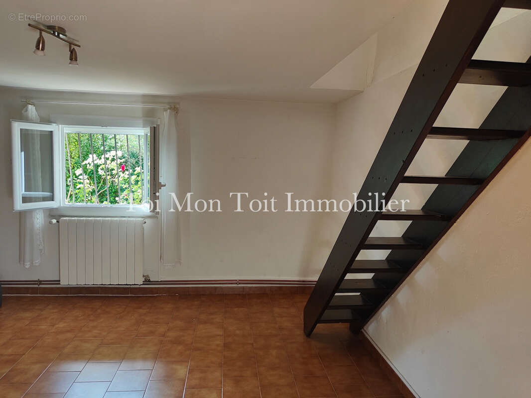 Maison à SAINT-HIPPOLYTE-DU-FORT