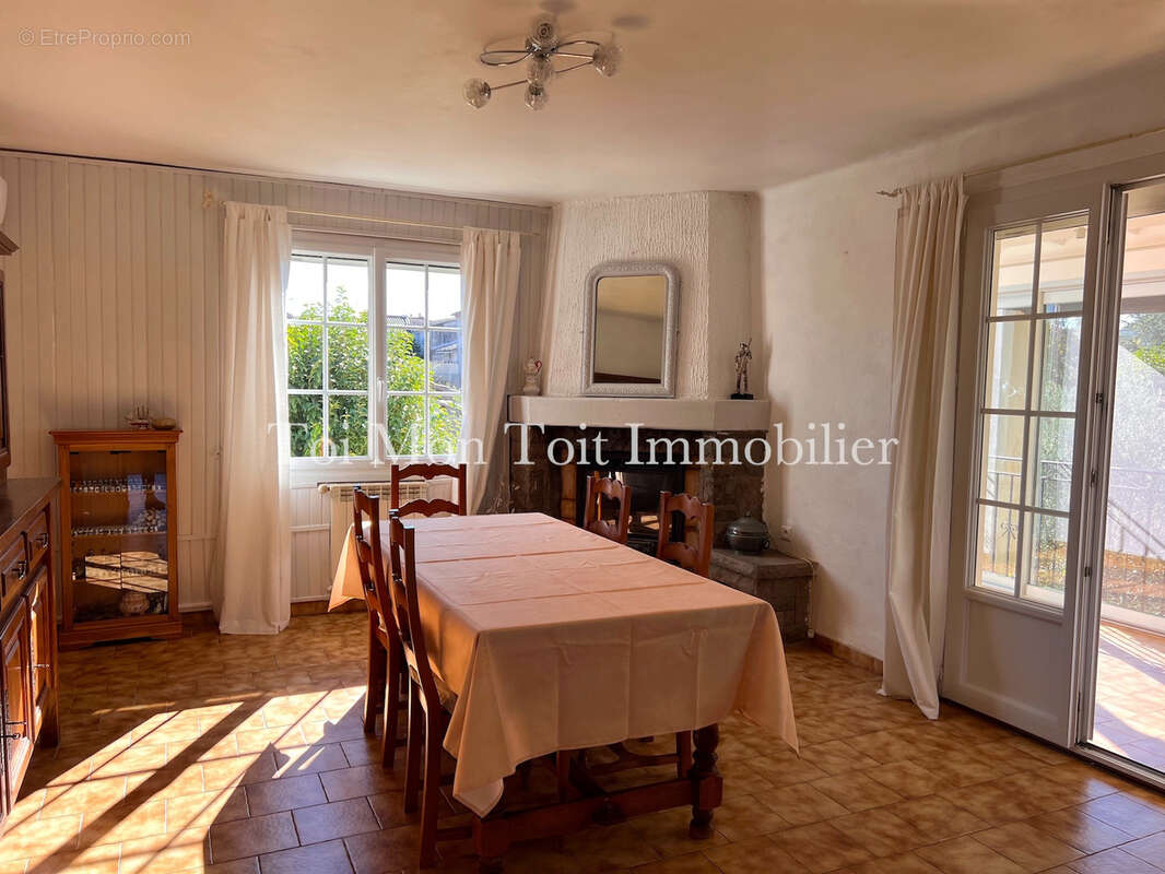 Maison à SAINT-HIPPOLYTE-DU-FORT