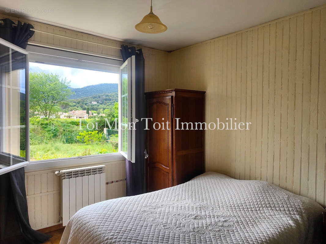 Maison à SAINT-HIPPOLYTE-DU-FORT