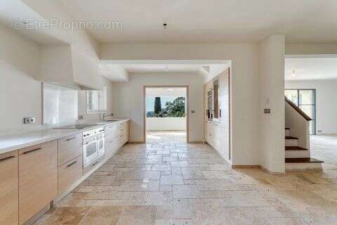 Maison à LA CROIX-VALMER