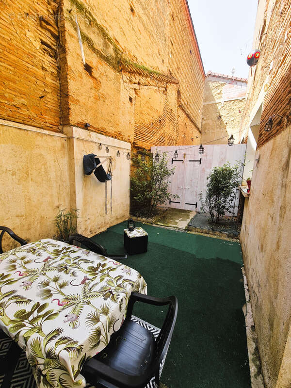 Appartement à SAINT-SULPICE-SUR-LEZE