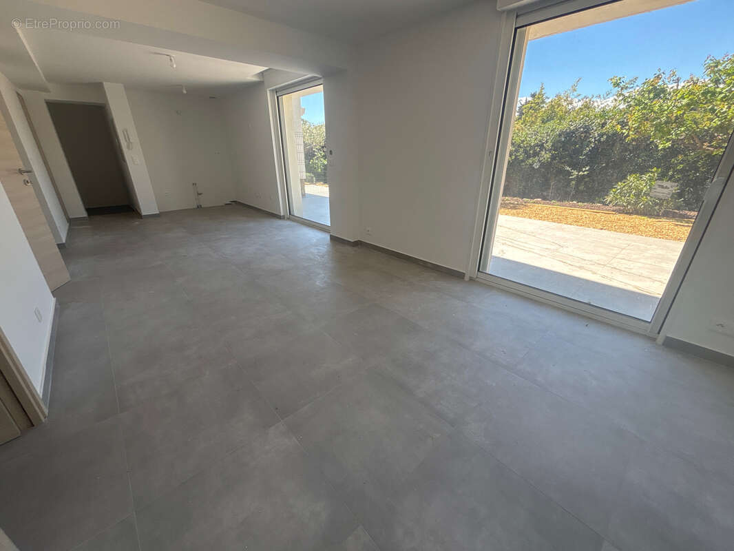 Appartement à SAINT-RAPHAEL