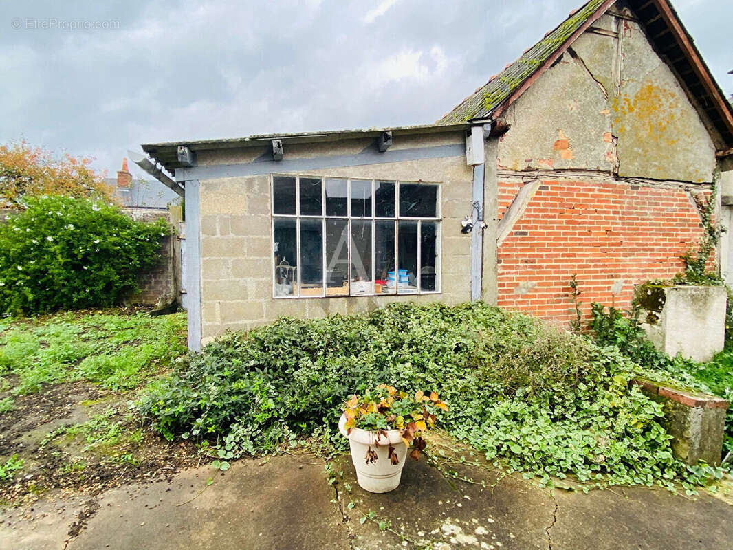 Maison à NEUILLE-PONT-PIERRE