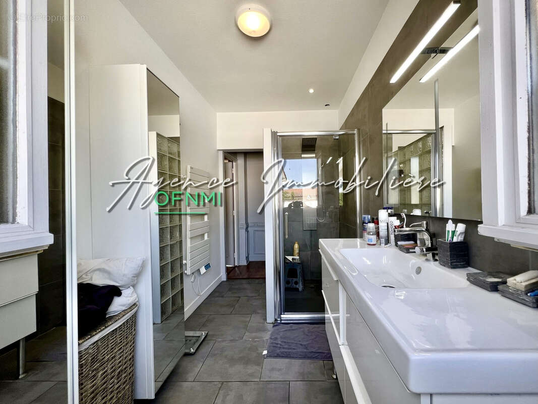 Maison à MONTBRISON