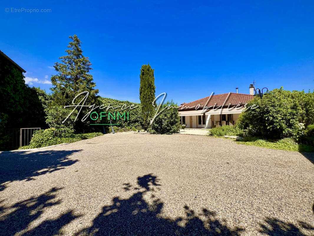 Maison à MONTBRISON