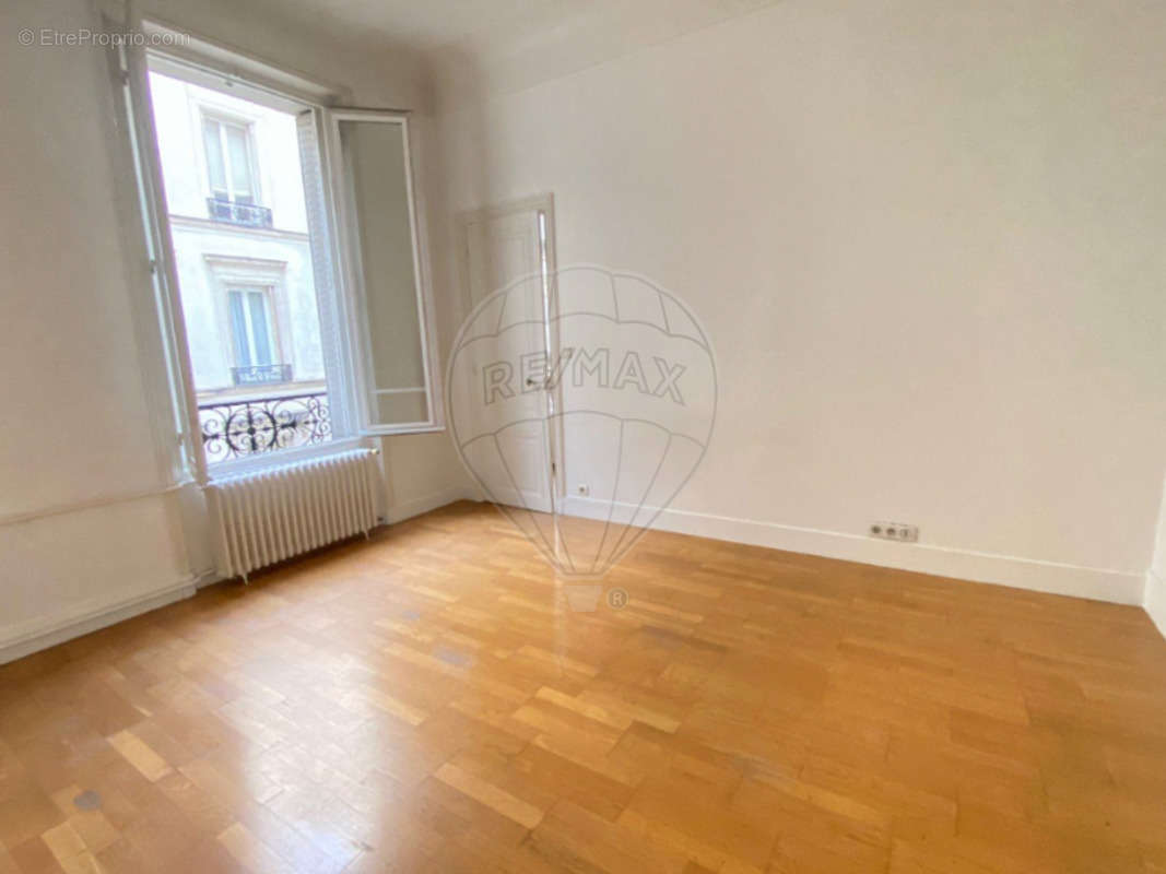 Appartement a louer paris-17e-arrondissement - 2 pièce(s) - 54 m2 - Surfyn