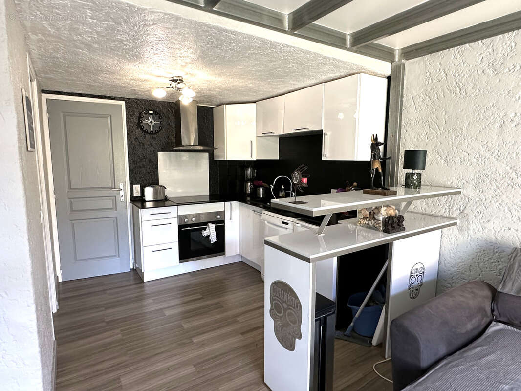 Maison à BORMES-LES-MIMOSAS