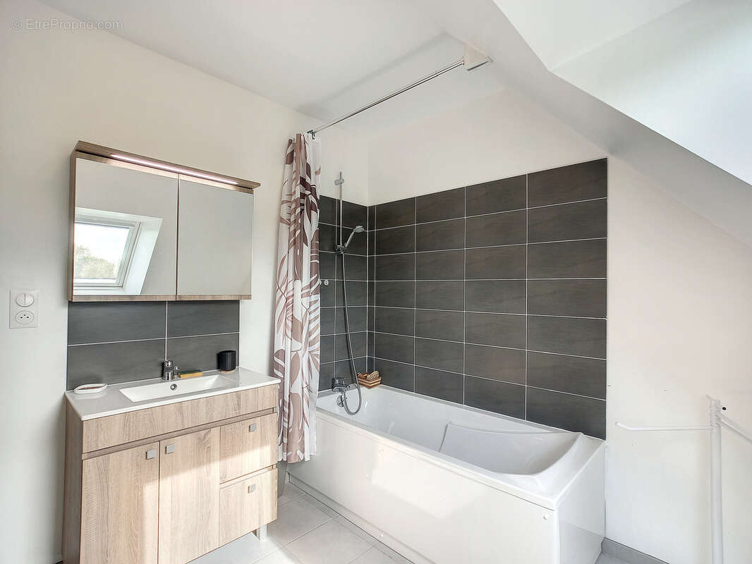 Maison à GOUVILLE-SUR-MER