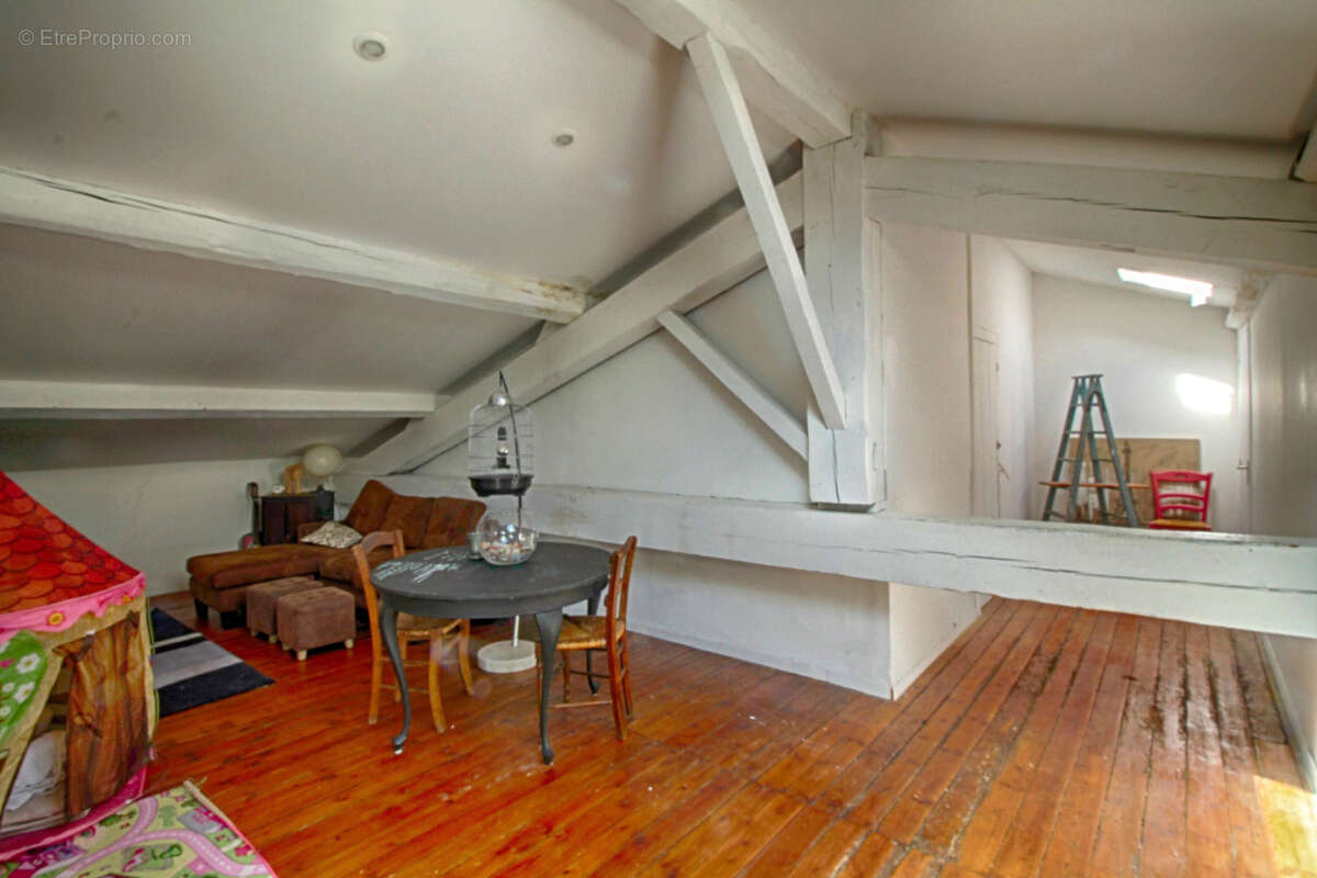 Appartement à CARCASSONNE