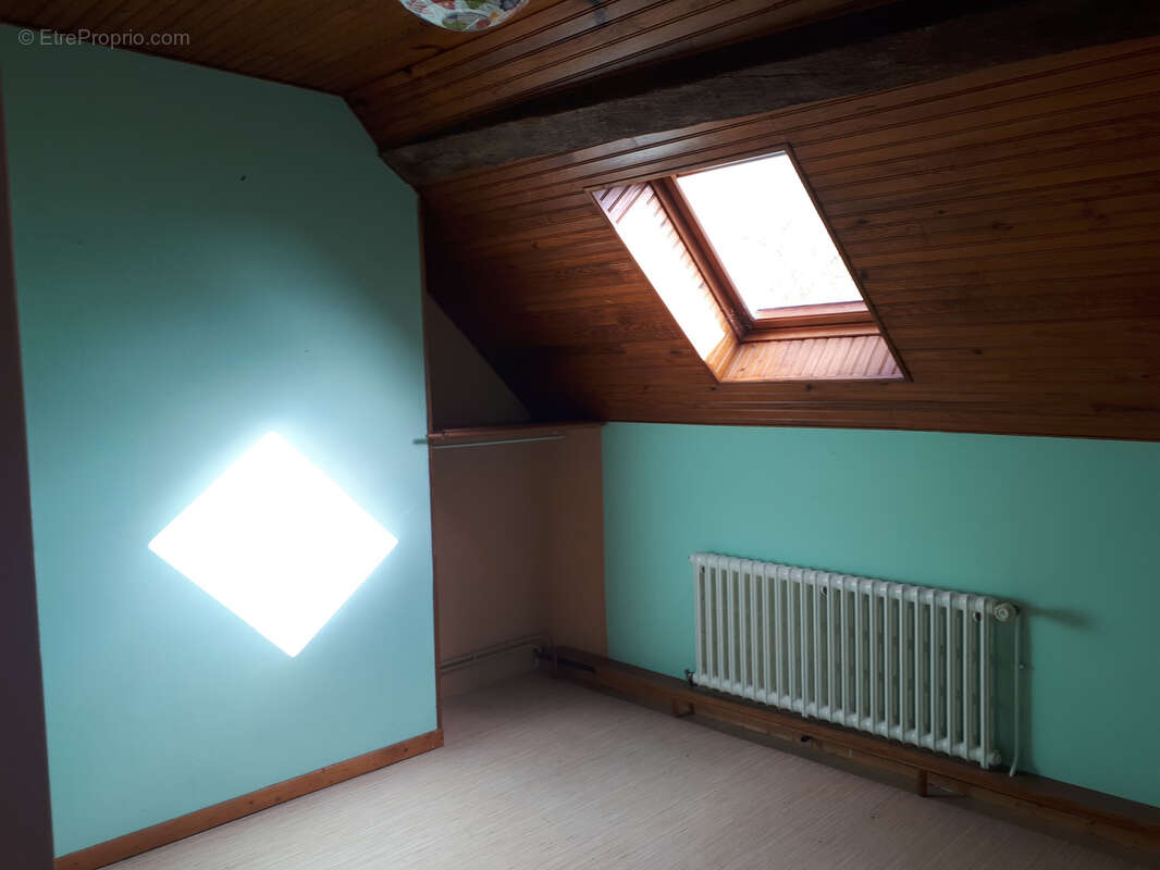 Maison à DANGE-SAINT-ROMAIN