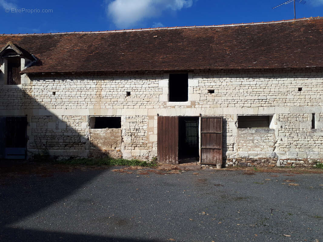 Maison à DANGE-SAINT-ROMAIN