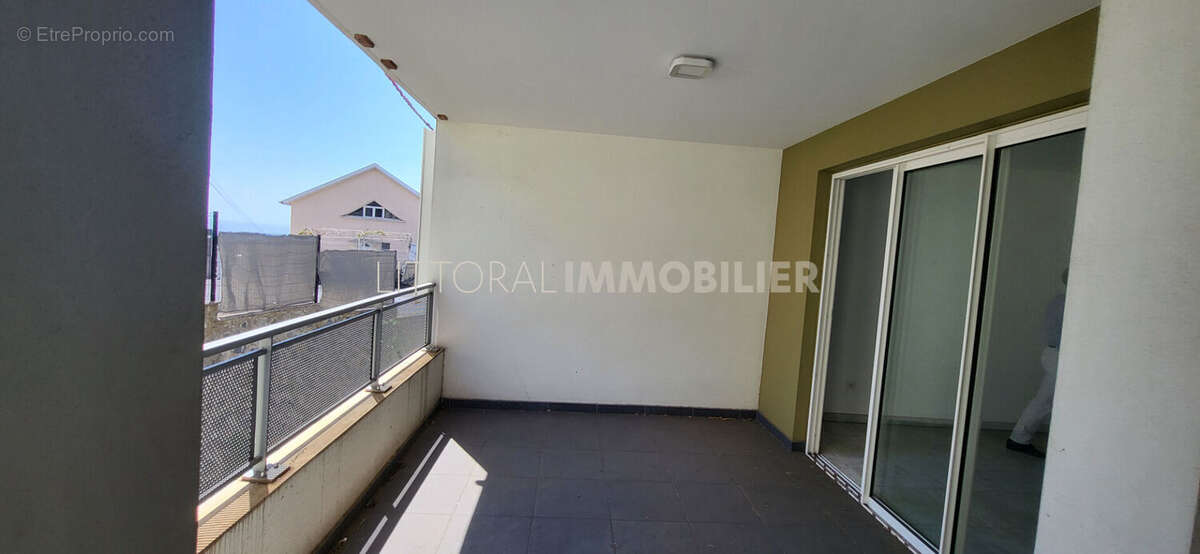 Appartement à SAINT-DENIS