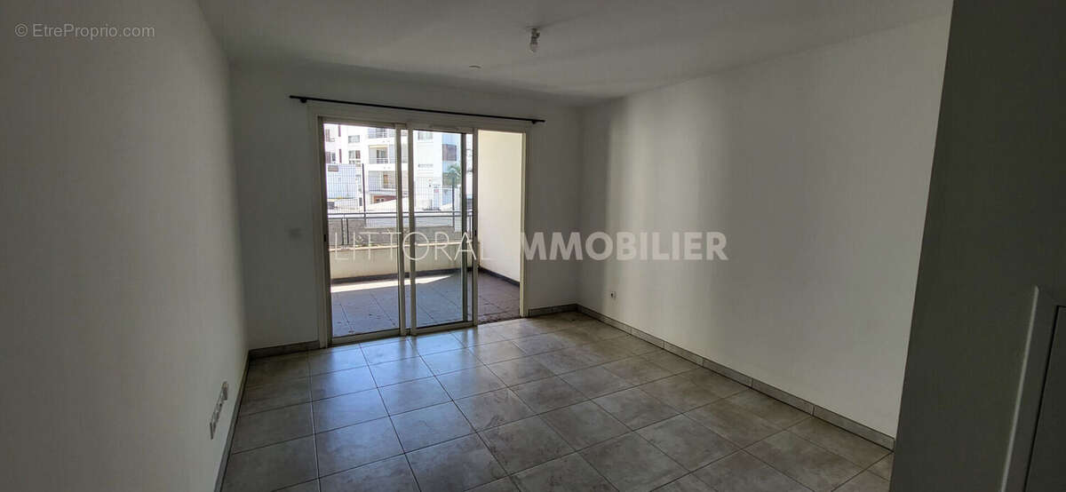 Appartement à SAINT-DENIS