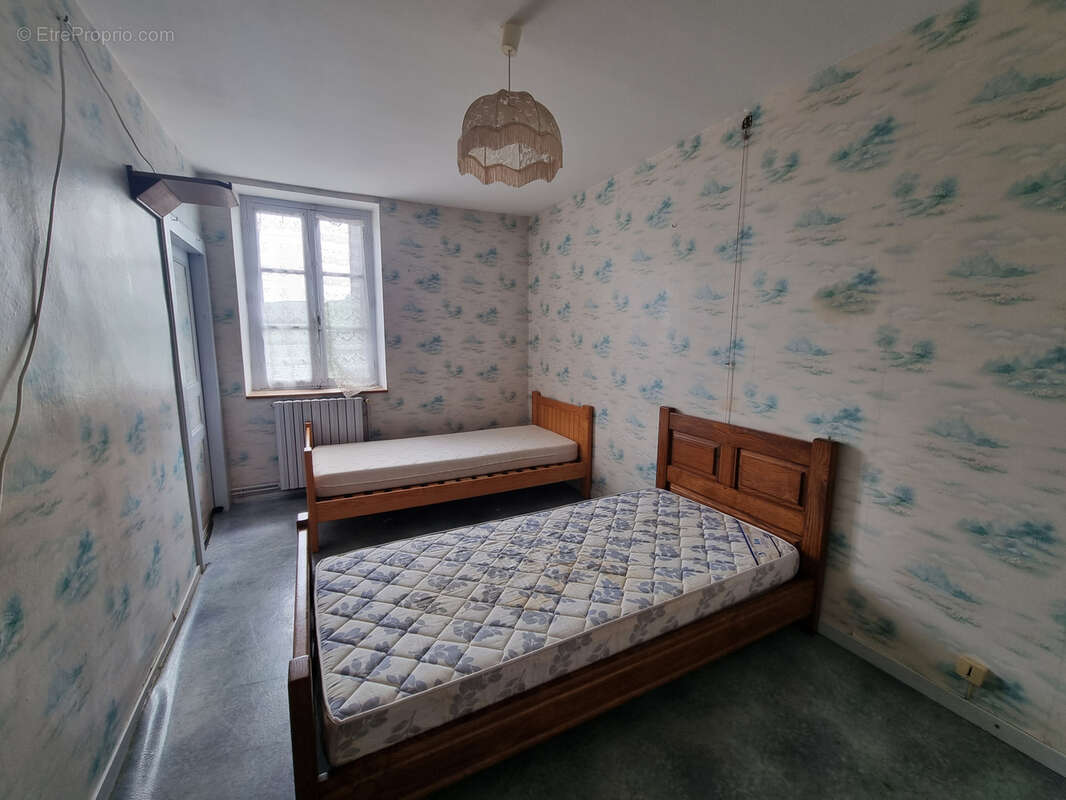 Maison à SAINT-GENIEZ-D&#039;OLT