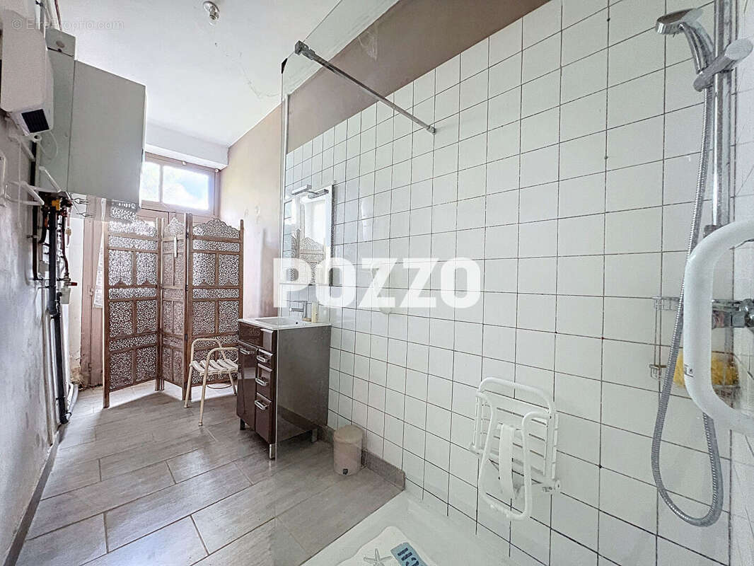 Maison à SAINT-HILAIRE-DU-HARCOUET