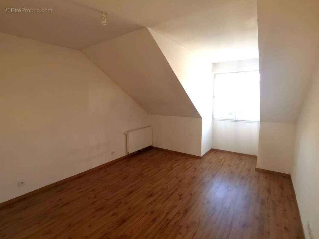 Appartement à MANTES-LA-JOLIE