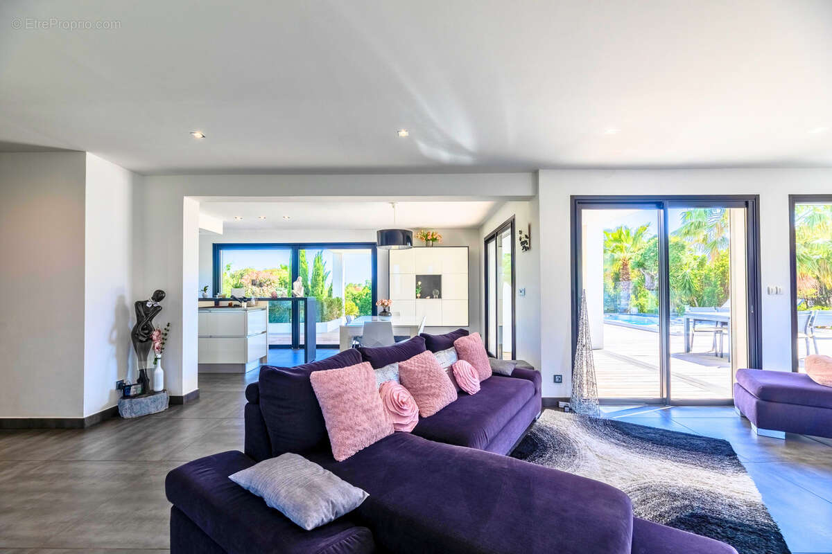 Maison à PORTO-VECCHIO