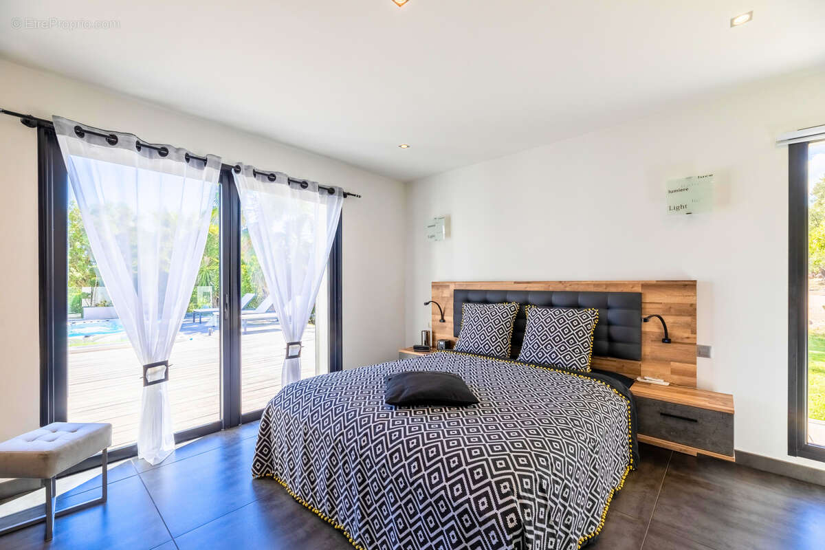 Maison à PORTO-VECCHIO