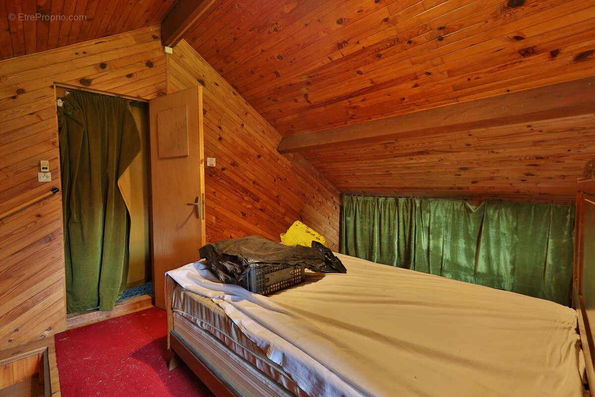 Maison à OYTIER-SAINT-OBLAS