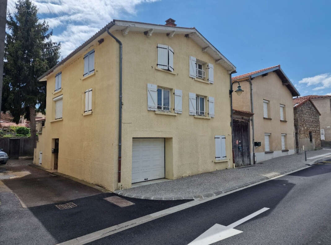 Maison à BEAUREGARD-L&#039;EVEQUE